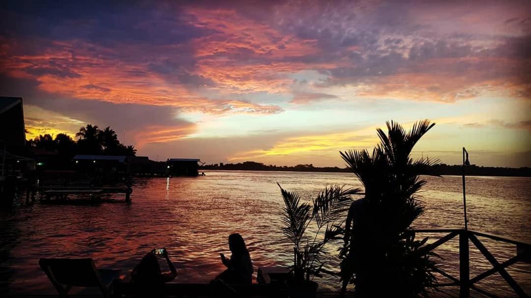 Hostel Mamallena Bocas Del Toro (Adults Only) Eksteriør bilde